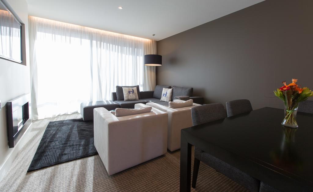 Commodore Airport Hotel Крайстчърч Екстериор снимка